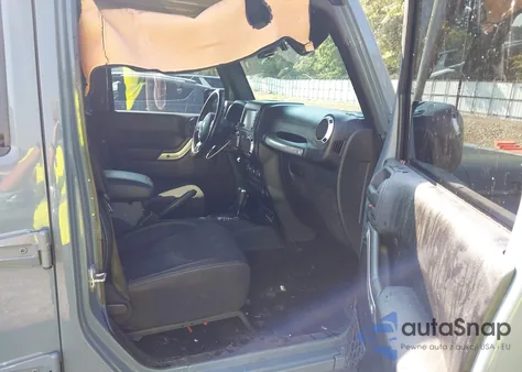 2015 Jeep Wrangler Unlimited Rubicon из США, поврежденный, VIN 1C4BJWFG3FL605313